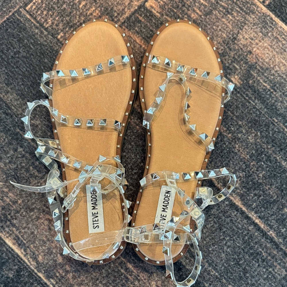 ✨ Steve Madden Studded Wrap Sandals – Size 9 ✨